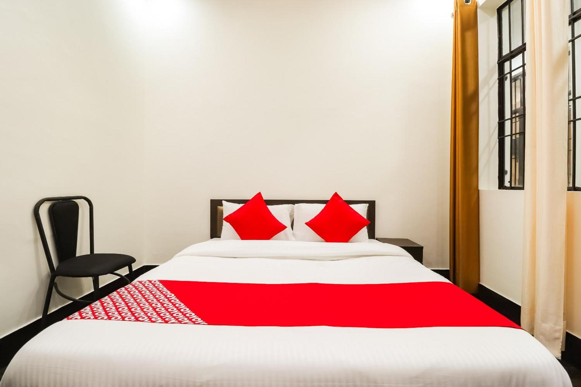 Oyo Hotel Pacifica Near Phoenix United Lucknow Exterior photo
