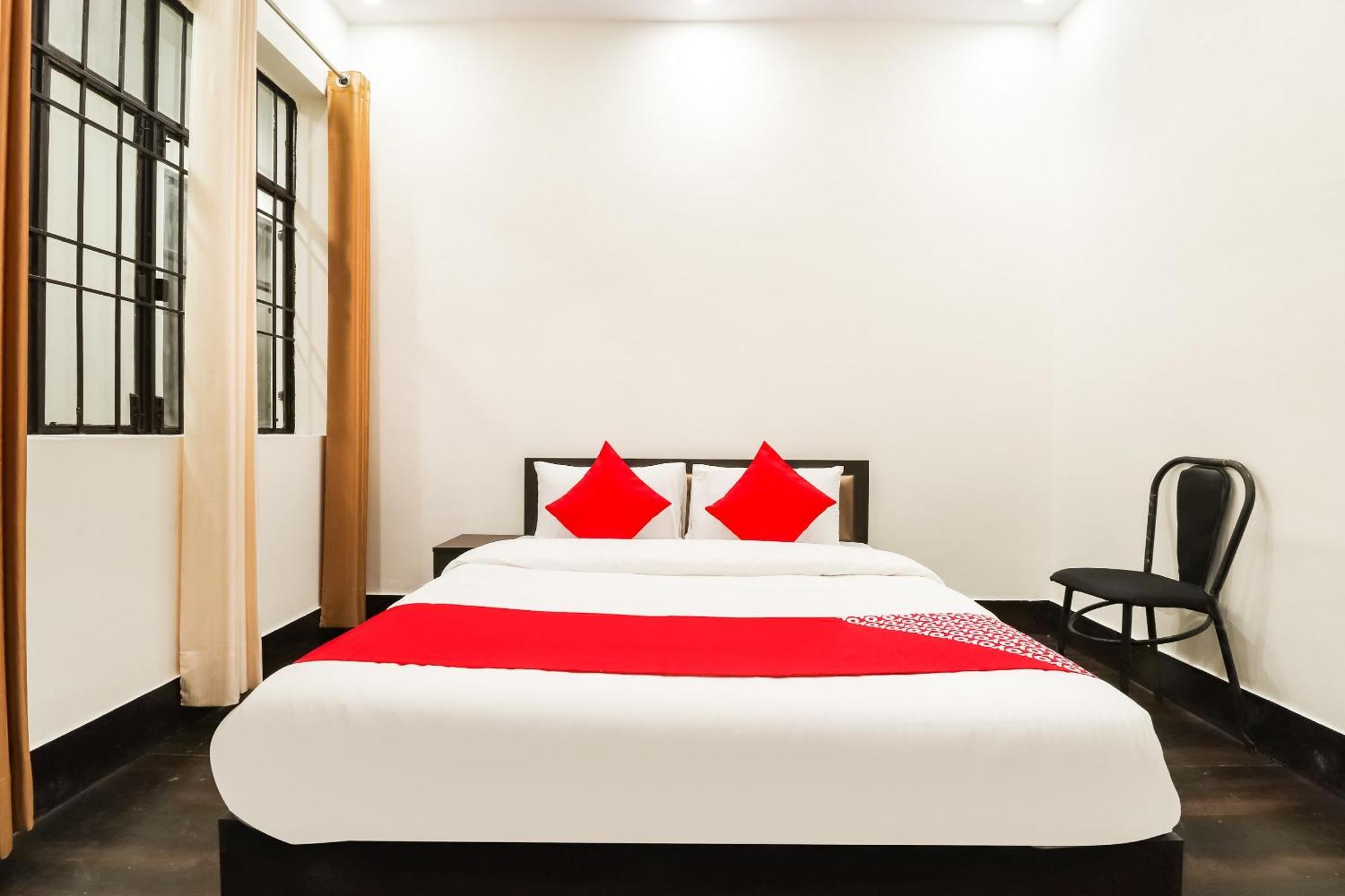 Oyo Hotel Pacifica Near Phoenix United Lucknow Exterior photo