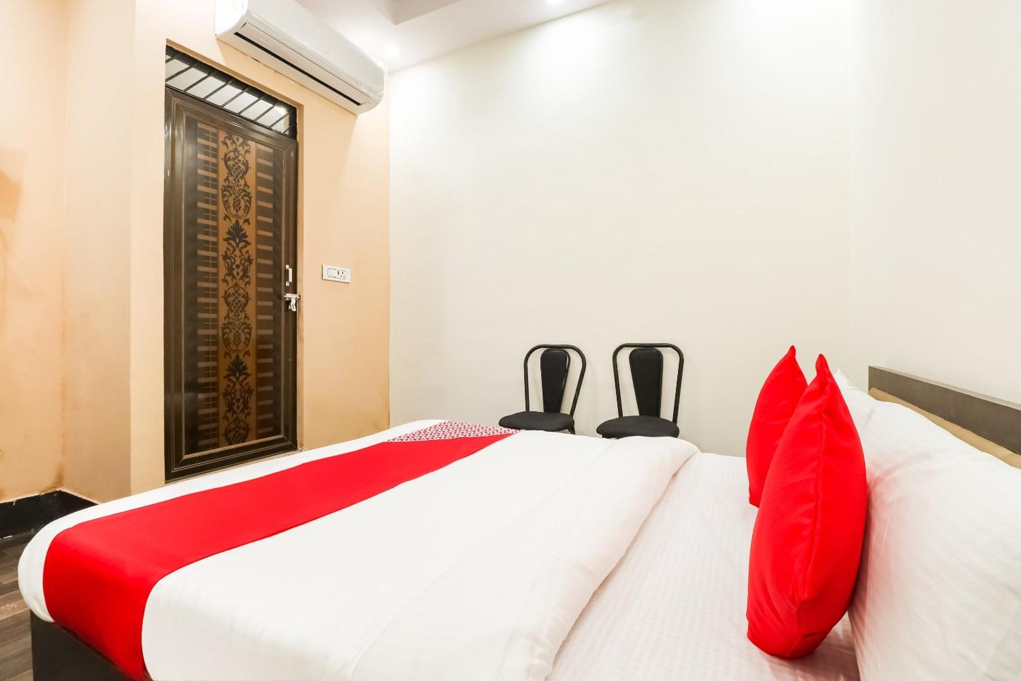 Oyo Hotel Pacifica Near Phoenix United Lucknow Exterior photo